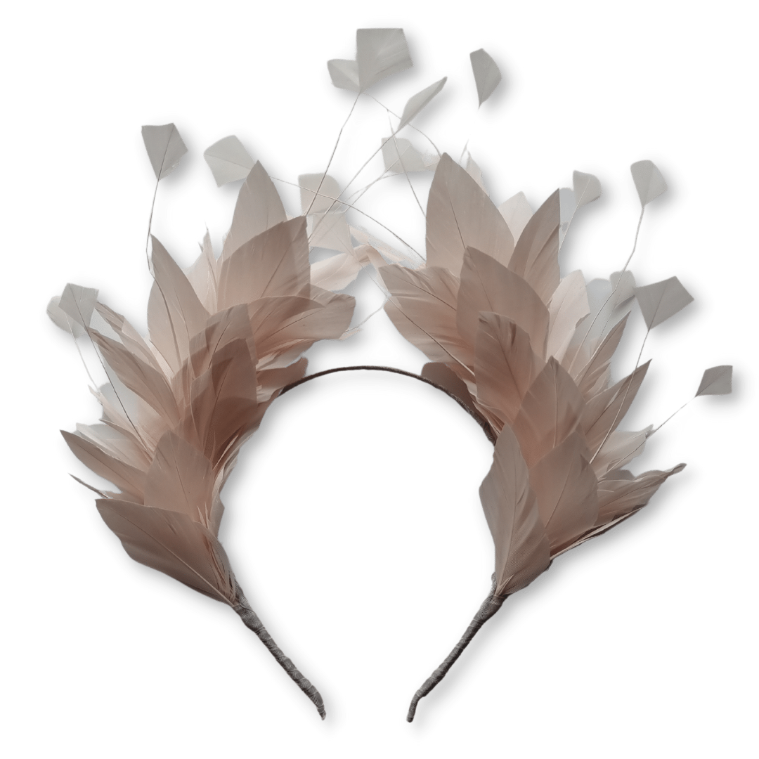 Pena Crown in Pale Gold