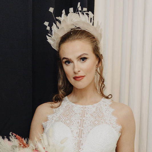 Pena Crown in Pale Gold