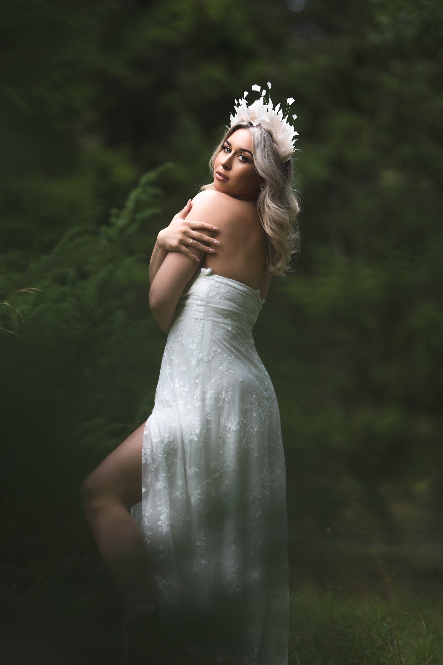 Pena Crown in Pale Gold