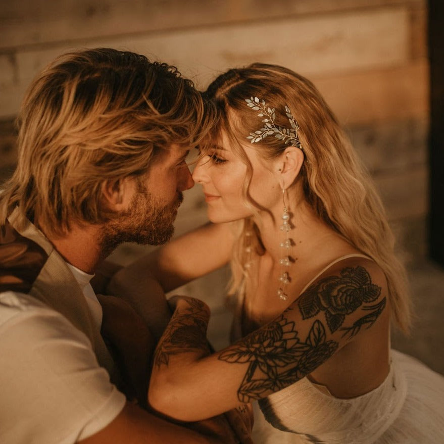 Enchanted Glass Branch Vine in Silver