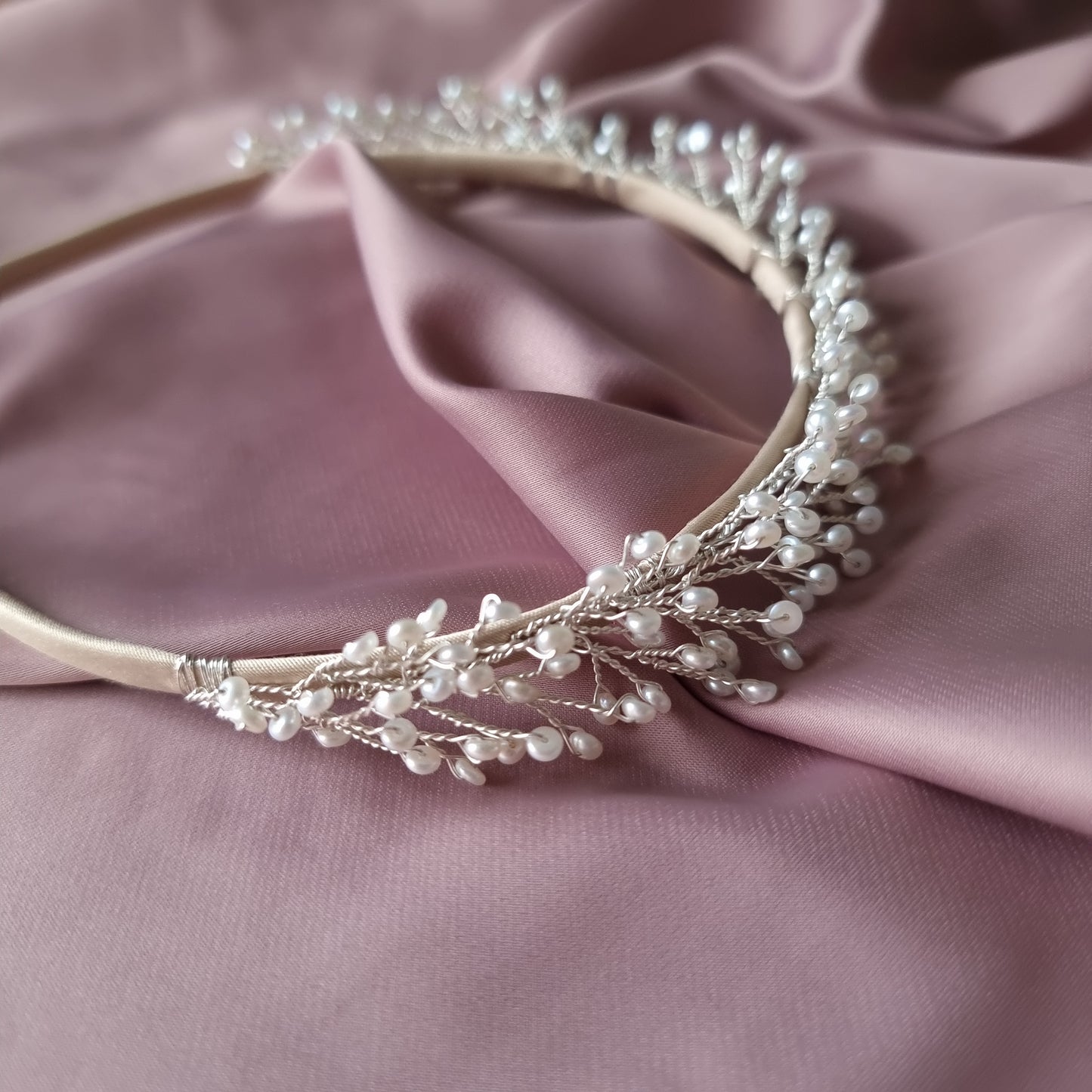 Scatter Pearl Pearl Tiara