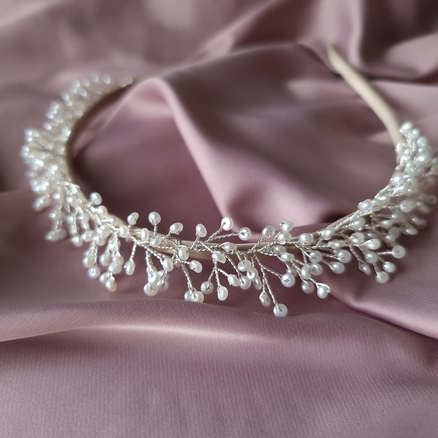 Scatter Pearl Pearl Tiara